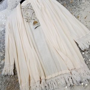 💥SALE💥Southern Fashion House ivory kimono